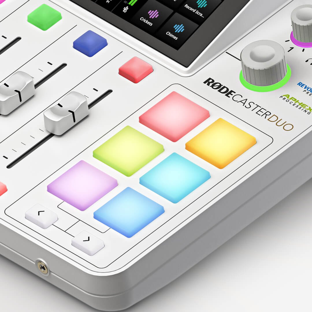 RØDECaster Duo — استوديو إنتاج صوتي مدمج من RØDE، شاشة لمس ومتحكمات للبودكاست - صورة 8