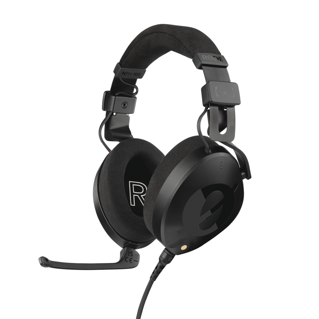 PRECISION CLOSED BACK HEADPHONES
